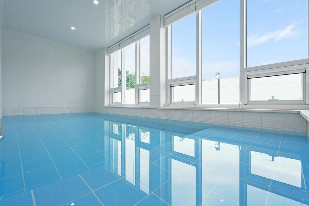 Private Gangneung Pool Villa Екстер'єр фото